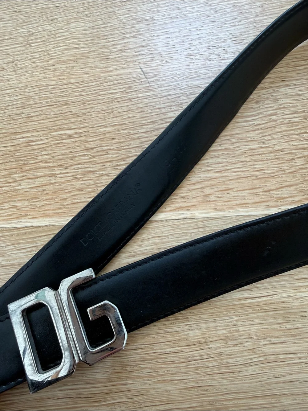 Authentic Dolce & Gabbana Black Leather Men's Belt with Silver DG Buckle